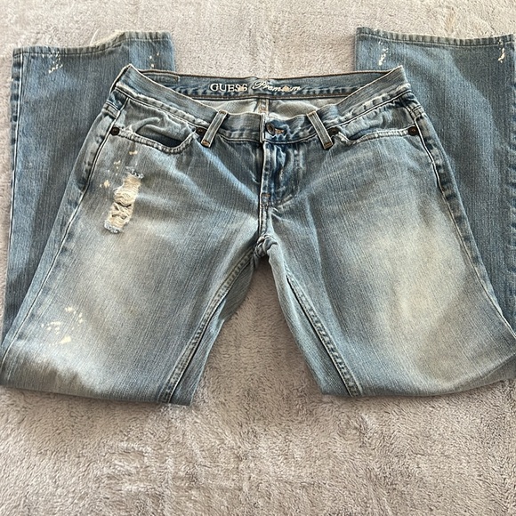 Guess premium low rise bootcut vintage distressed jeans. Size 28 - Picture 5 of 6